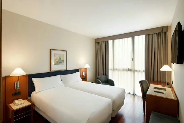 غرفة كلاسيكية بسريرين منفصلين، Sercotel Cornella Barcelona (ex. Nh Cornella) 1/2