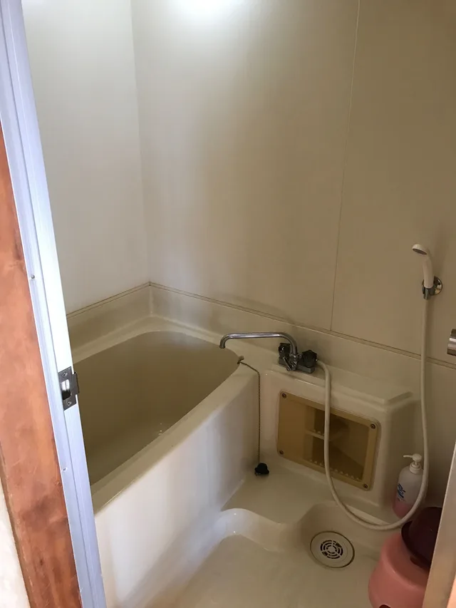 غرفة يابانية بفرشتي فوتون بأرضية تاتامي، New Makomo Hotel 3/3