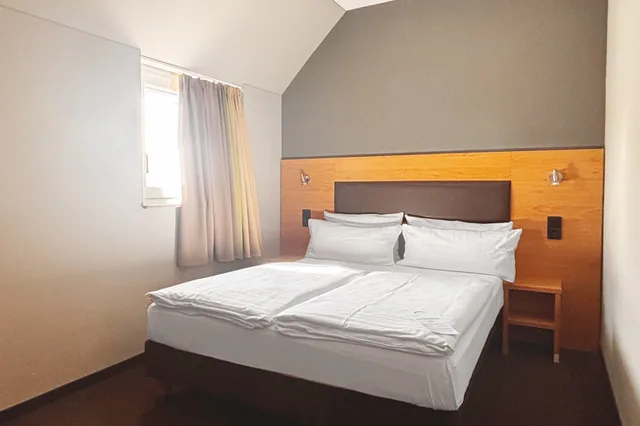 غرفة قياسية صغيرة بسرير مزدوج، Garner Hotel Stuttgart - Zuffenhausen By IHG 2/7