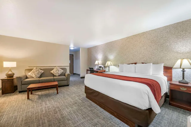 غرفة، SureStay Plus Hotel by Best Western Buffalo 1/2