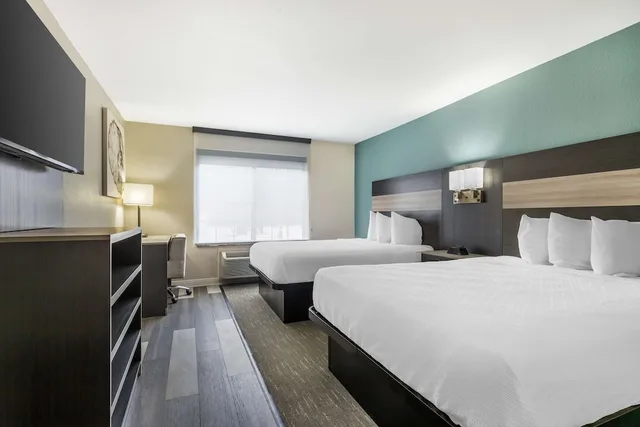جناح بسريرين كوين مع أريكة، Best Western Prime Inn & Suites 1/2