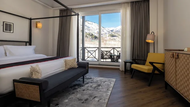 Classic, King Bed, Valley View, Balcony, Nivasana Manali 1/7