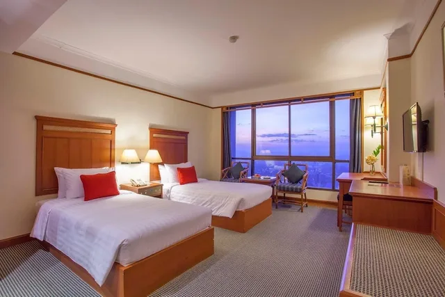 Wave, Twin Beds، Cholchan Pattaya Beach Resort 2/10