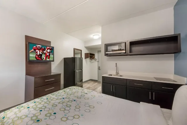 استوديو بسريرين كوين، Red Roof Inn San Antonio - Seaworld/Northwest 3/3
