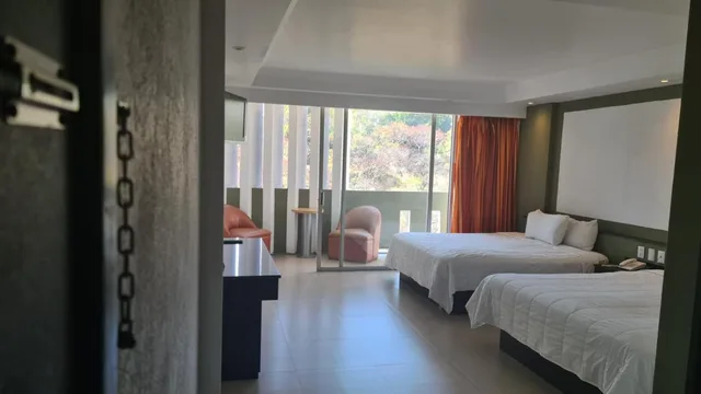 Suite, Quadruple, Hotel Borda Cuernavaca 5/10