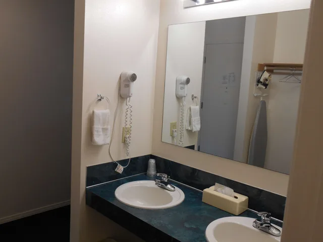غرفة بريميوم بسرير كينج، Guesthouse Enumclaw 6/7