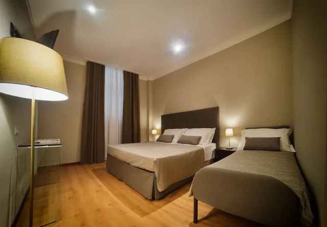 Executive, Triple, Twin Beds, Hotel Touring Wellness Beauty 1/6