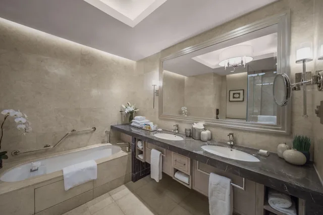 إقامة بسرير كينج وسريرين منفصلين بغرفتي نوم، Shangri-La Residences The Fort, Manila 3/3