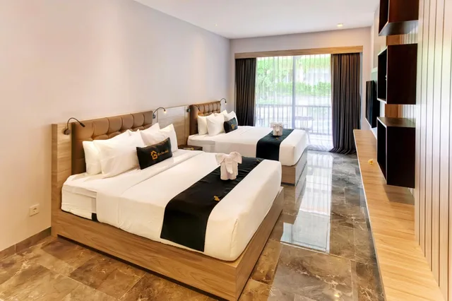 غرفة عائلية بشرفة، Graha Socio Hotel 2/8
