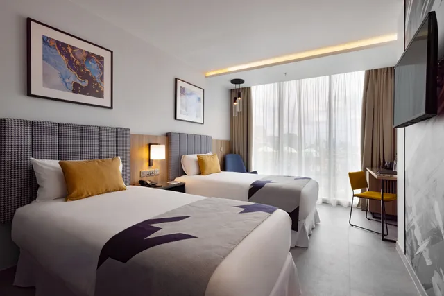 غرفة ديلوكس بسرير كينج لذوي الإعاقة، Hotel Riu Plaza London Victoria 1/4