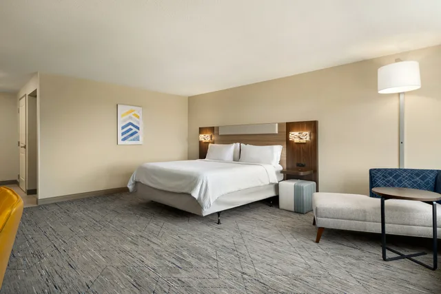 Room, King Bed, Accessible, Holiday Inn Express Richmond by IHG 1/4