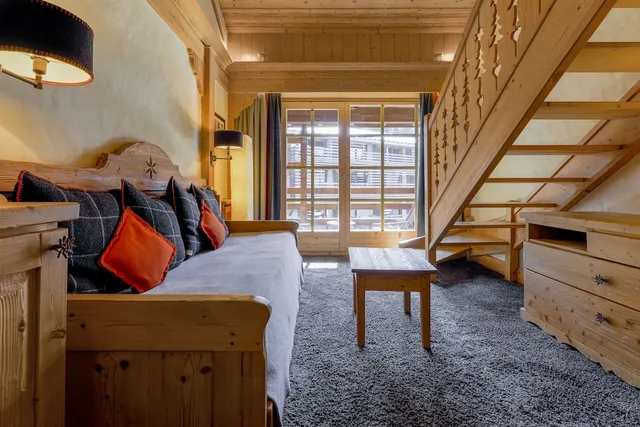 جناح بسرير كوين مع أريكة، Le M de Megeve 9/10