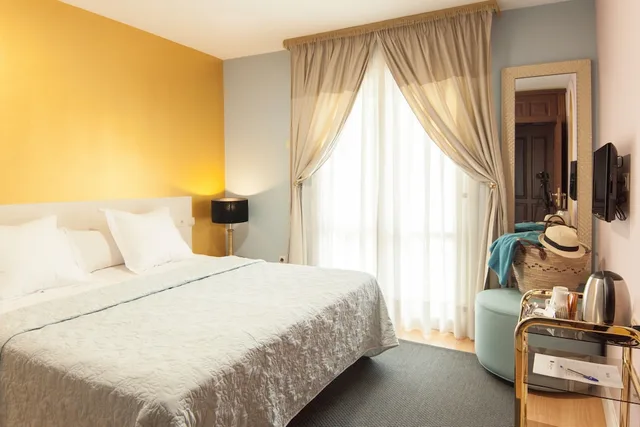 غرفة بسريرين منفصلين بشرفة، Villa Lorena Malaga 6/10