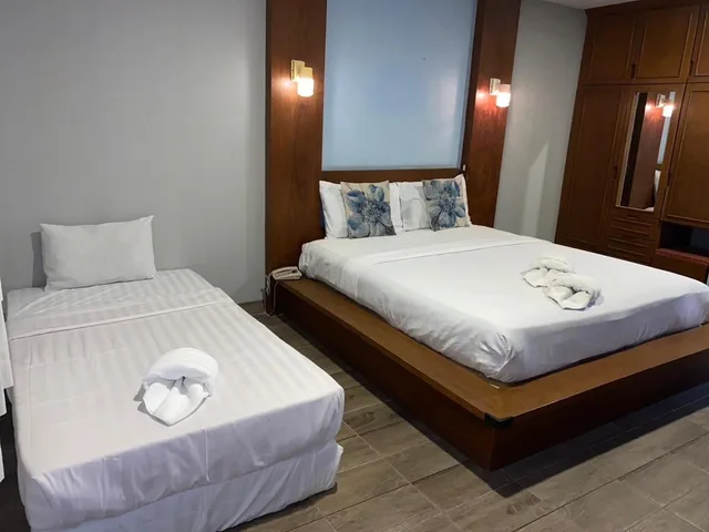 Superior, Triple, Green Beach Pattaya 4/10