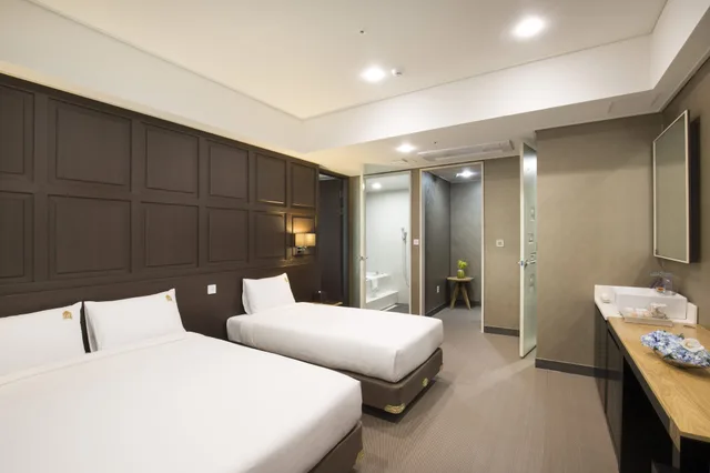 Suite, 2 Double Beds, Ocean View, Sauna، BENIKEA HOTEL HAEUNDAE 1/2