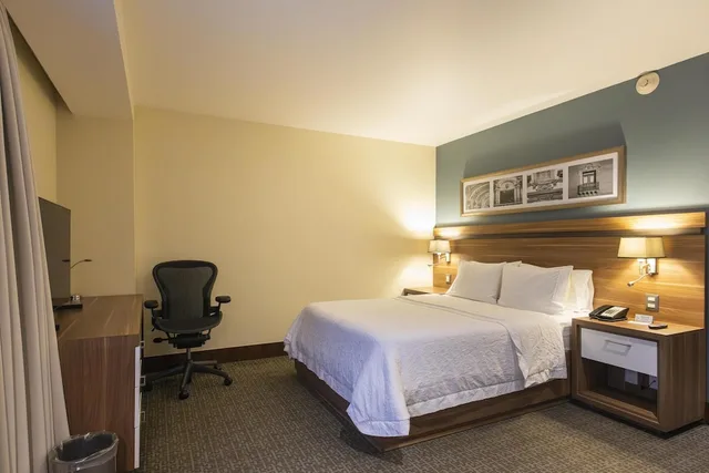 جناح استوديو بسرير كوين، Hampton Inn By Hilton Leon Guanajuato 2/3