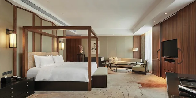 غرفة بريميوم بسرير كينج مع دخول صالة النادي مع دخول الصالة، Hualuxe Ningbo Harbor City 3/4