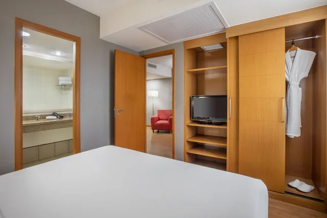 غرفة قياسية بسرير كينج وسرير كوين، Brasil 21 Suites Affiliated by Melia 7/10