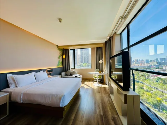 Room, King Bed, 180 Degrees View, Corner، Hilton Garden Inn Foshan 1/4