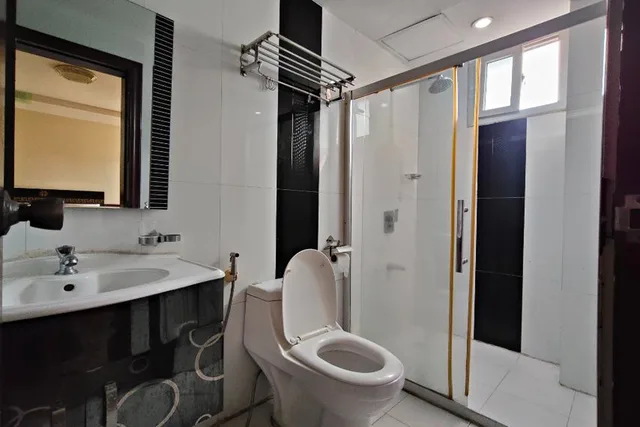 غرفة قياسية بسرير مزدوج، OYO 838 Manila Crown Palace Hotel 5/6