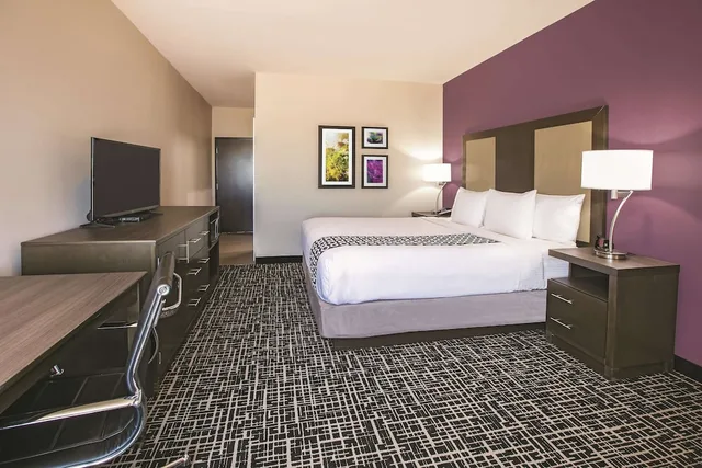 غرفة بسرير كينج لذوي الإعاقة، Quality Inn & Suites Colorado City, TX 3/5