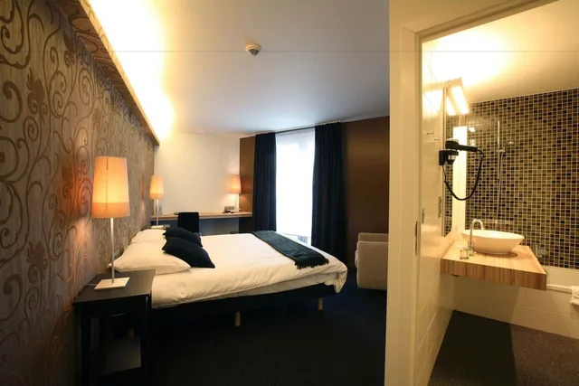 Standard, Double Bed, Hotel de Groene Hendrickx 2/3