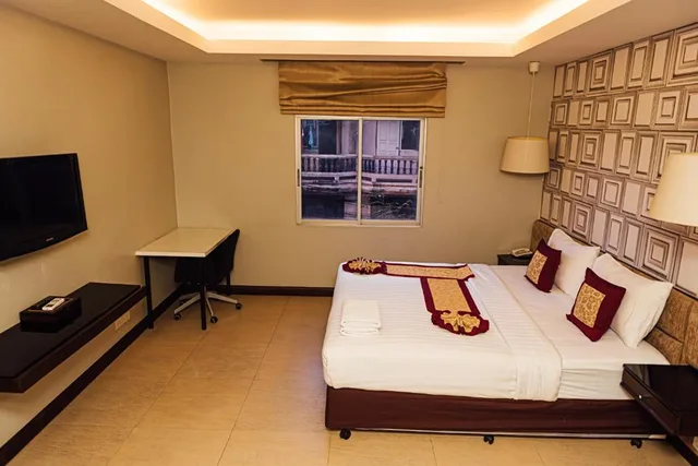 Premium, Gazebo Resort Pattaya 1/6