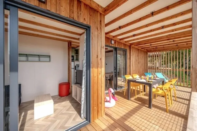 شاليه سوبيريور بسرير كوين وسريرين منفصلين، Camping Club Le Parc De Paris - Caravan Park 1/3