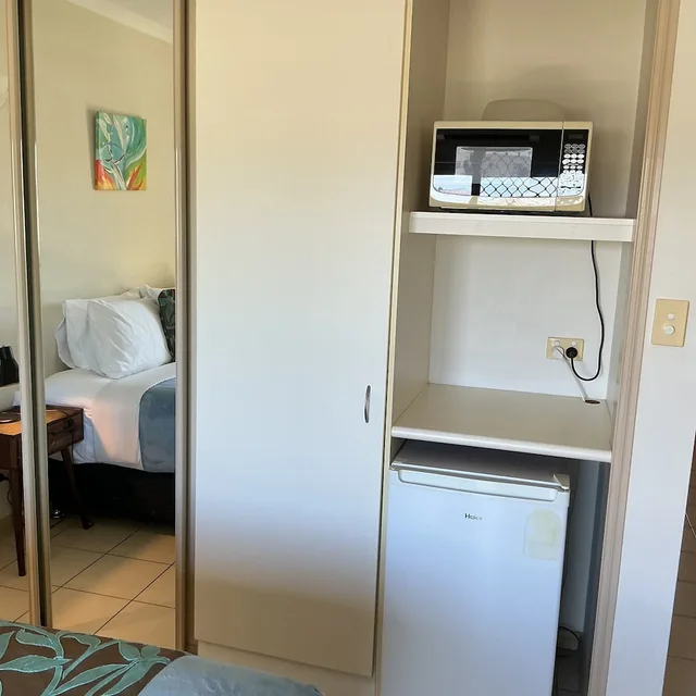 Motel, Queen Bed، MISSION REEF RESORT 6/6