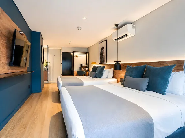 Room, 2 Queen Beds, Xl، Hashtag 98 Hotel 1/10