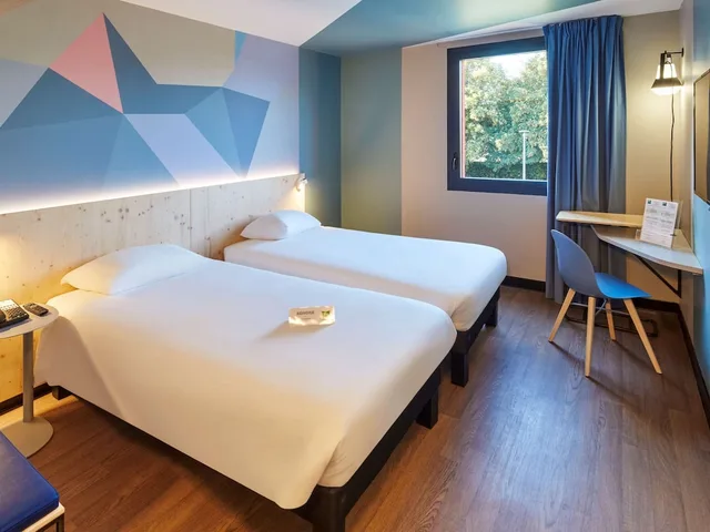 غرفة قياسية بسريرين منفصلين، Ibis Styles Evry Lisses 1/3