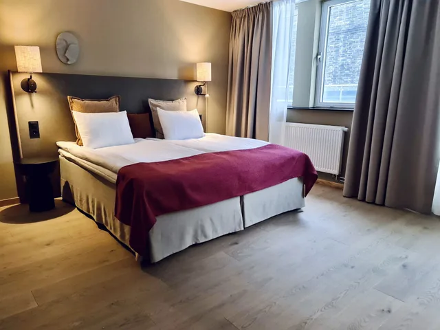 غرفة قياسية بسريرين منفصلين مع أريكة، Home Hotel Mektagonen 8/10