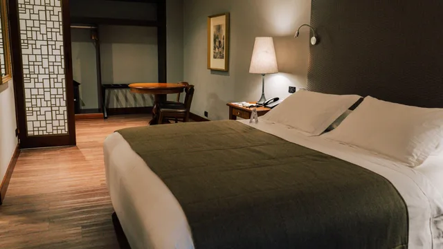 جناح جونيور بسرير كينج، Hotel Park 10 8/10