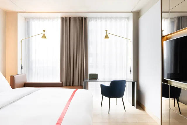 غرفة قياسية بسرير كينج، Ruby Emma Hotel & Bar 2/6