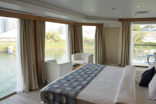 جناح بسرير كينج بشرفة، C Hotel 6/10