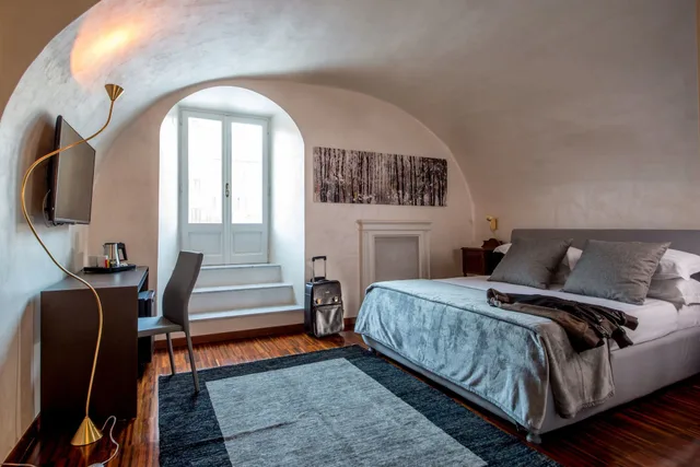 Deluxe, King Bed, Balcony, Palazzo De Cupis 1/3