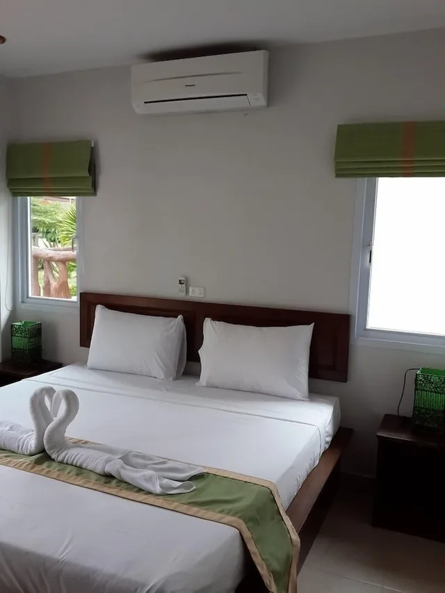 بنغل ديلوكس بسرير مزدوج بإطلالة على الحديقة، Shangrilah Bungalow 3/4