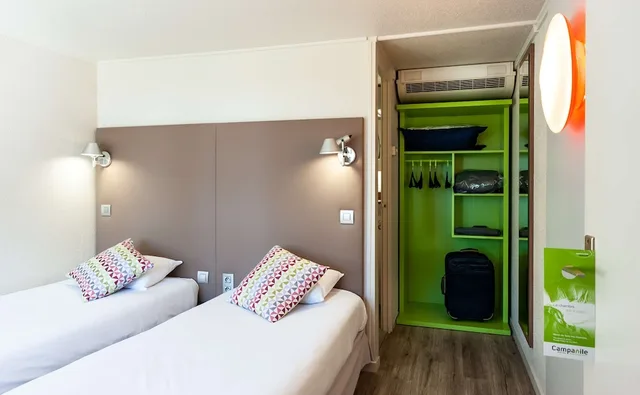 Standard, Twin Beds, CAMPANILE BEAUNE 1/5