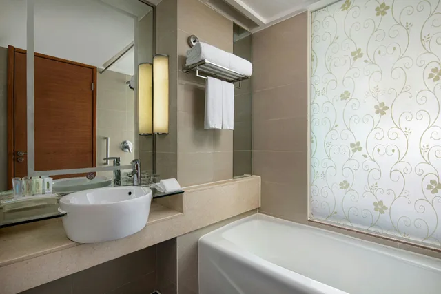 غرفة قياسية بسريرين منفصلين، Holiday Inn Chengdu Century City - East Tower 2/2