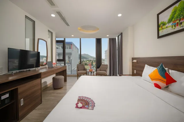 غرفة عائلية بسريرين كوين، Raon Danang Beach Hotel 1/2