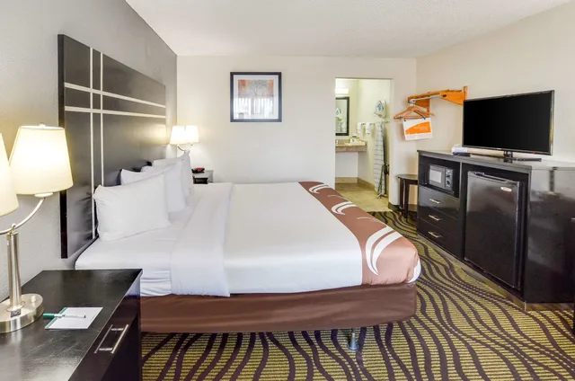 غرفة قياسية بسرير كينج، Quality Inn & Suites Hardeeville - Savannah North 4/4