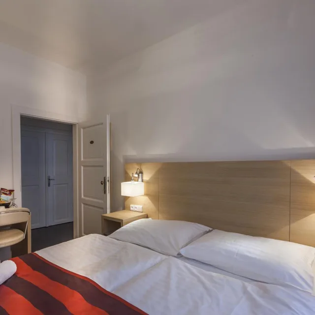 جناح عائلي بغرفتي نوم، Little King Hotel U Malvaze 1/10