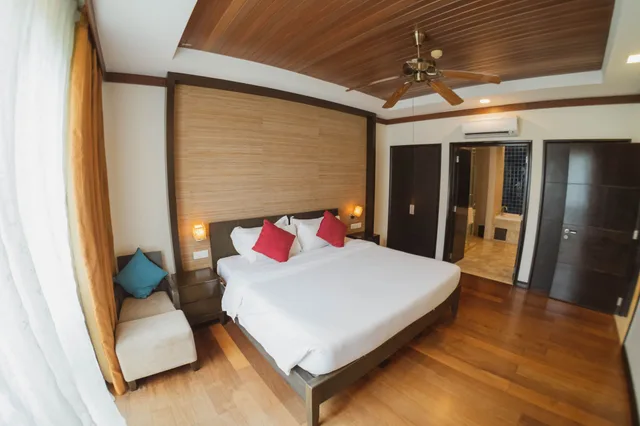 2 Bedrooms, Spa, Suite, King and Twin Beds, Sea View، Borneo Beach Villas 2/6