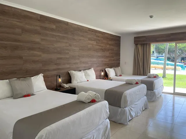 غرفة عائلية بإطلالة على المسبح، Playa Blanca Beach Resort - All Inclusive 2/2