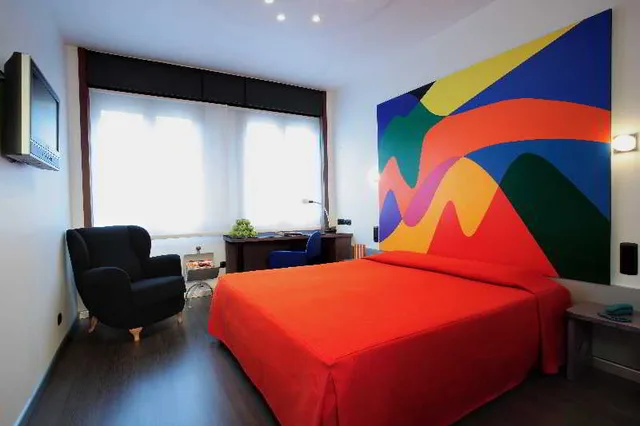 غرفة قياسية مفردة بسرير مزدوج، Mediolanum Hotel 2/2