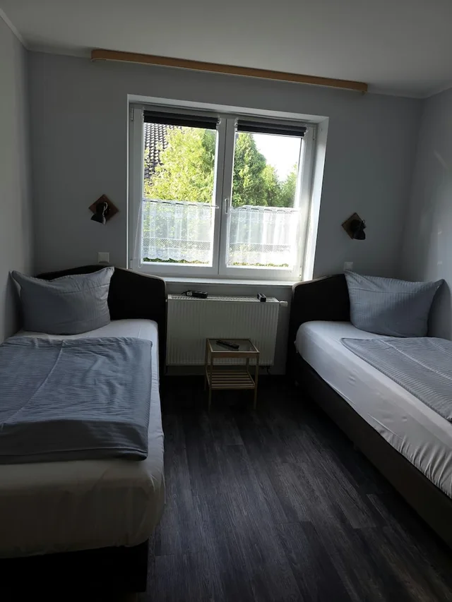 Basic, Twin Beds, Lieth Hotel Grünreich 4/10