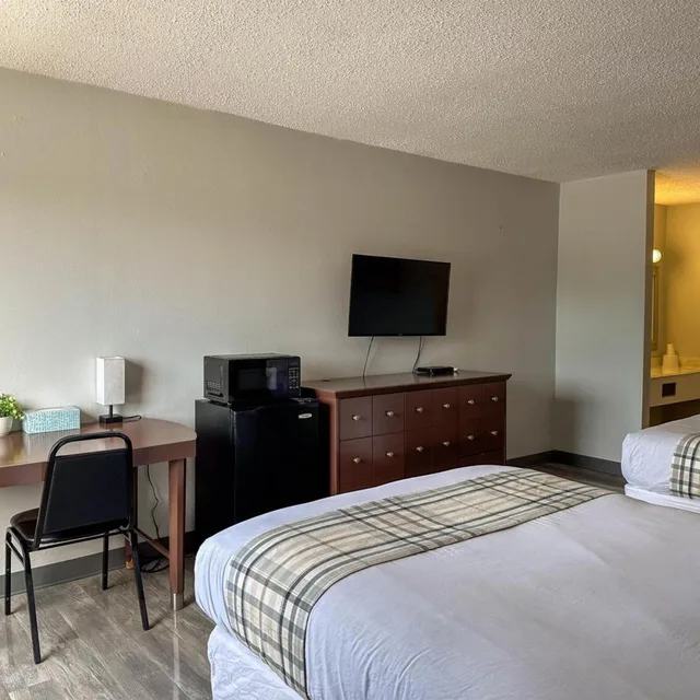 غرفة ديلوكس رباعية، Motel6 Rochester, NY - Airport 4/6