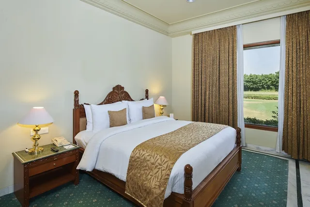 جناح ملكي بسرير كينج، The Ummed Jodhpur Palace Resort & Spa 2/4
