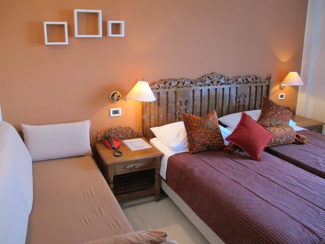 غرفة قياسية بفراش فوتون وسريرين منفصلين، Belvedere Resort Hotels 8/10