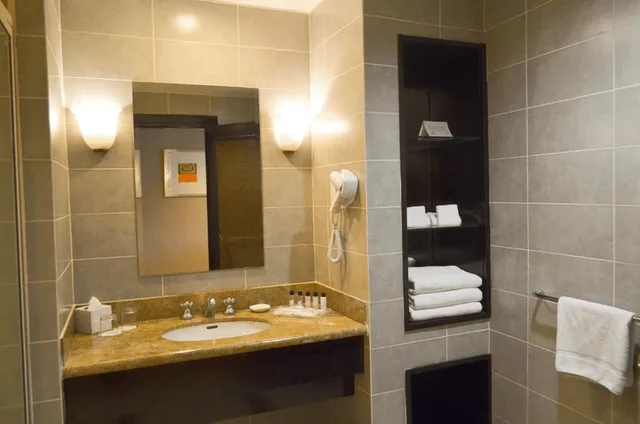 Garden, Deluxe, King Bed، Thistle Port Dickson 2/2